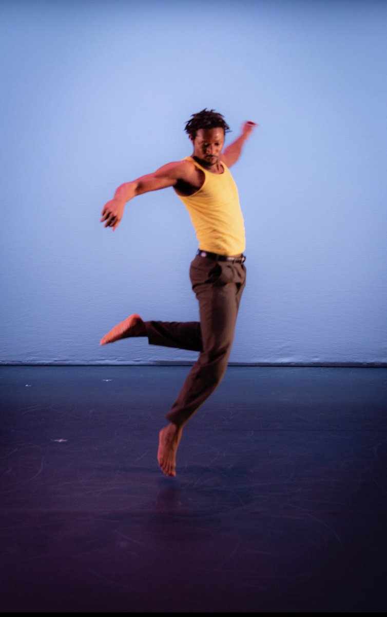 AdriaBalletBeat's tweet photo. Kyle Marshall, 2016 “Dance on the Lawn” Emerging NJ Commissioned Choreographer, will be included in the Jacob’s Pillow 2023 lineup. @danceonthelawn @JacobsPillow Photo Credit: Tony Turner https://t.co/jgeUMUycxf