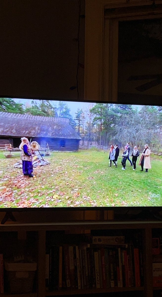 sagemkyla's tweet photo. it’s giving betty white in the proposal #TheBachelor #groupdate https://t.co/fepTW3TBQW
