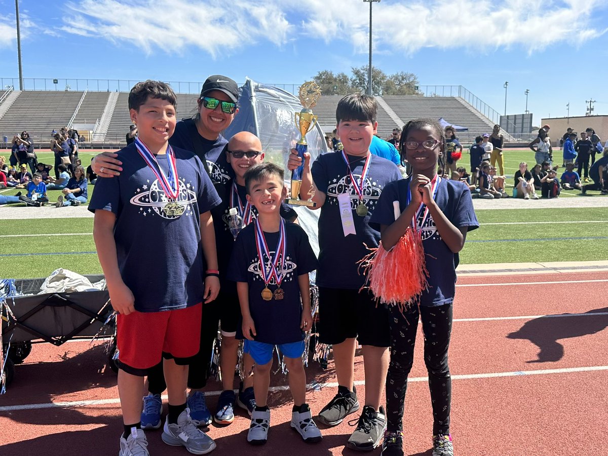 NISDOtt's tweet photo. CONGRATULATIONS to team “OTT OF THIS WORLD” for bringing home many medals and a 2️⃣nd place trophy from today’s competition!👏🏼 This small team was a force to be reckoned with on the field!💪🏼 Well done Trailblazers!🌟🏆🥇#SpecialOlympics #GLOWatOtt #NISD https://t.co/yRWUPRf6WW