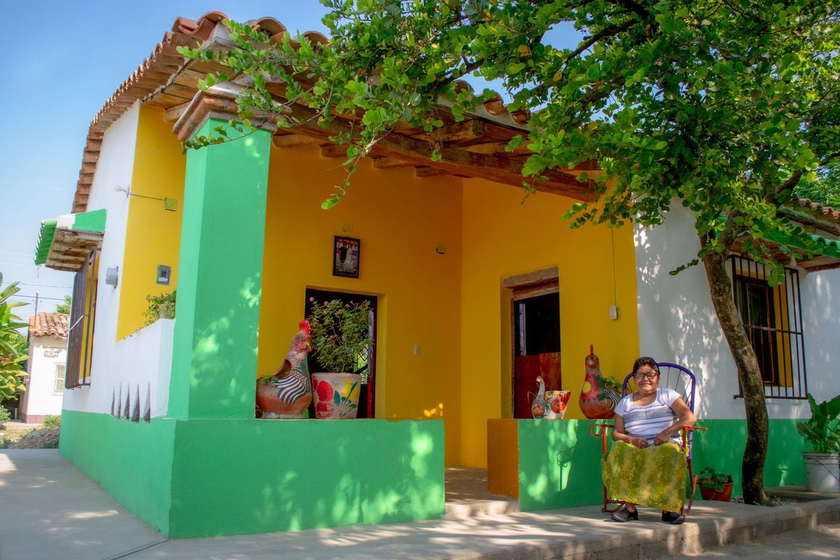 MeyerFalcon's tweet photo. En coordinación con los Organismos Nacionales de Vivienda llevamos cerca de 3 millones de familias con algún apoyo o crédito para su vivienda 🏡

Esta administración atiende las necesidades reales de la gente, ampliando las opciones de apoyo y mejorando los créditos para la gente https://t.co/h73SkbqYBq
