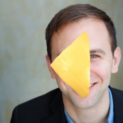 tweetsnotreal's tweet photo. @dannotdaniel @andrew_rudick happy birthday to a #TeamCheeze OG @andrew_rudick
Have a slice @andrew_rudick
casein point https://t.co/ja2ZH4bg8B