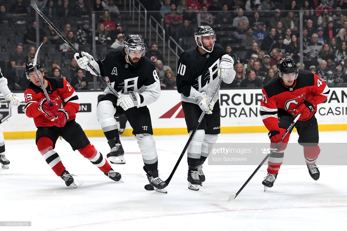 KingsUniHistory's tweet photo. On February 29, 2020, the @LAKings wore their 2020 black/white Stadium Series uniform indoors at home vs the @NJDevils' current red uniform. It was the first time that the Kings wore a chrome helmet at home.

LA won the game 2-1 in OT.

#GoKingsGo #ChromeDomes https://t.co/8WvrR9Z6RM