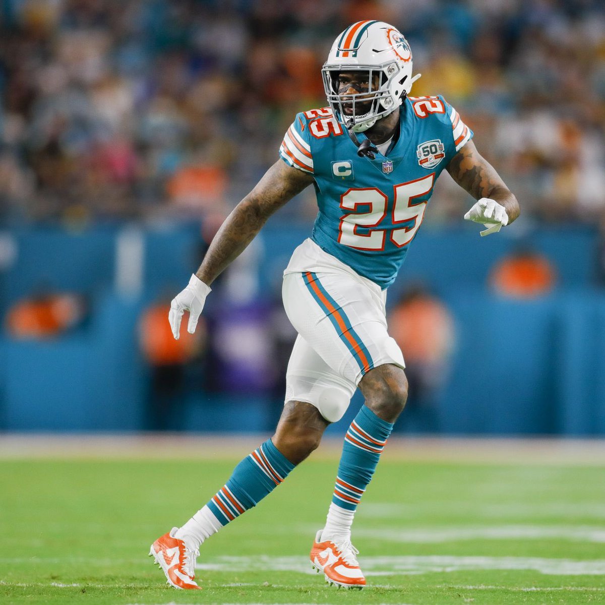 Mike Williams tweet media
