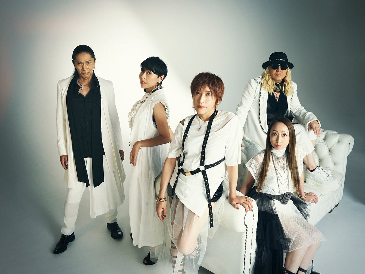 TRF_staff's tweet photo. ／
TRF30周年企画!!
ストリーミングサービス『AWA』で
TRFの曲を用いたカバーコンテストが開催!!
入賞者はTRFのカバー楽曲で配信デビュー🎤
＼

エントリー期間
2/25 00:00～3/5 23:59

さあ、#TRF の曲を歌って配信デビューを勝ち取ろう!!
https://t.co/wtYt2uARDE
#TRF30th https://t.co/DbtlzjrAw8