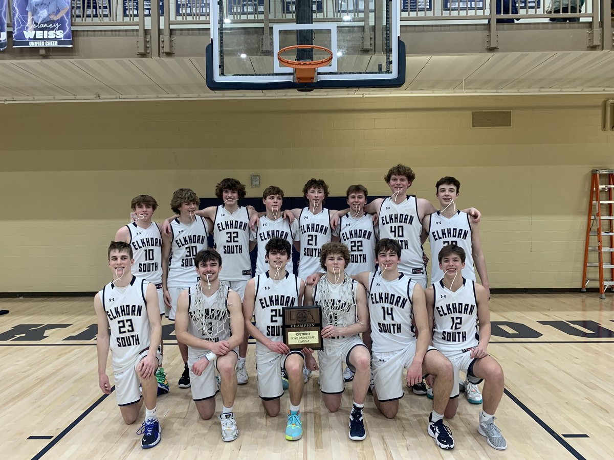ROrtmeier's tweet photo. Congrats to Coach Zumbrennen as Storm boys punch their ticket tonight with the win in a battle tonight over Papio South 53-49!  Great effort tonight fellas!  Heading to the Bank!  #rollstorm @eshsstormbball https://t.co/DCTwq2uKF1
