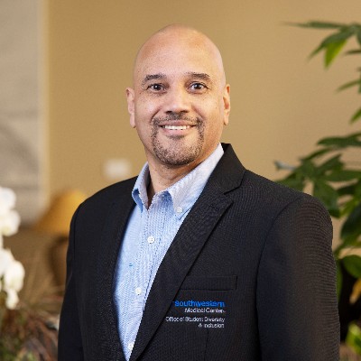 Norberto Rodriguez-Baez, M.D., #UTSW Professor of Pediatrics and Director of the Pediatric Gastroenterology Fellowship Program, has been named the new Associate Dean of Student Affairs for the Office of Student Diversity and Inclusion. Congratulations 🎉 bit.ly/3SrB5Fy