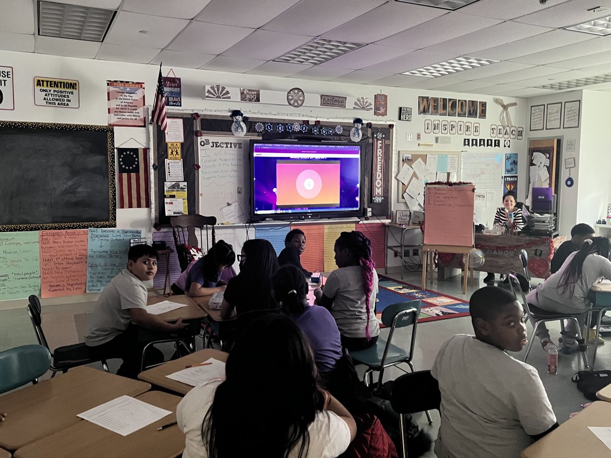 RPCS369's tweet photo. RPCS MaskReaders! Students &amp; Staff need to vote on who is behind the Mask 🎭 ⁦@Gerald_Fitzhugh⁩ ⁦@debraprinc⁩ ⁦@Guerra_S83⁩ ⁦@ops_district⁩ https://t.co/fdAcevBMTG
