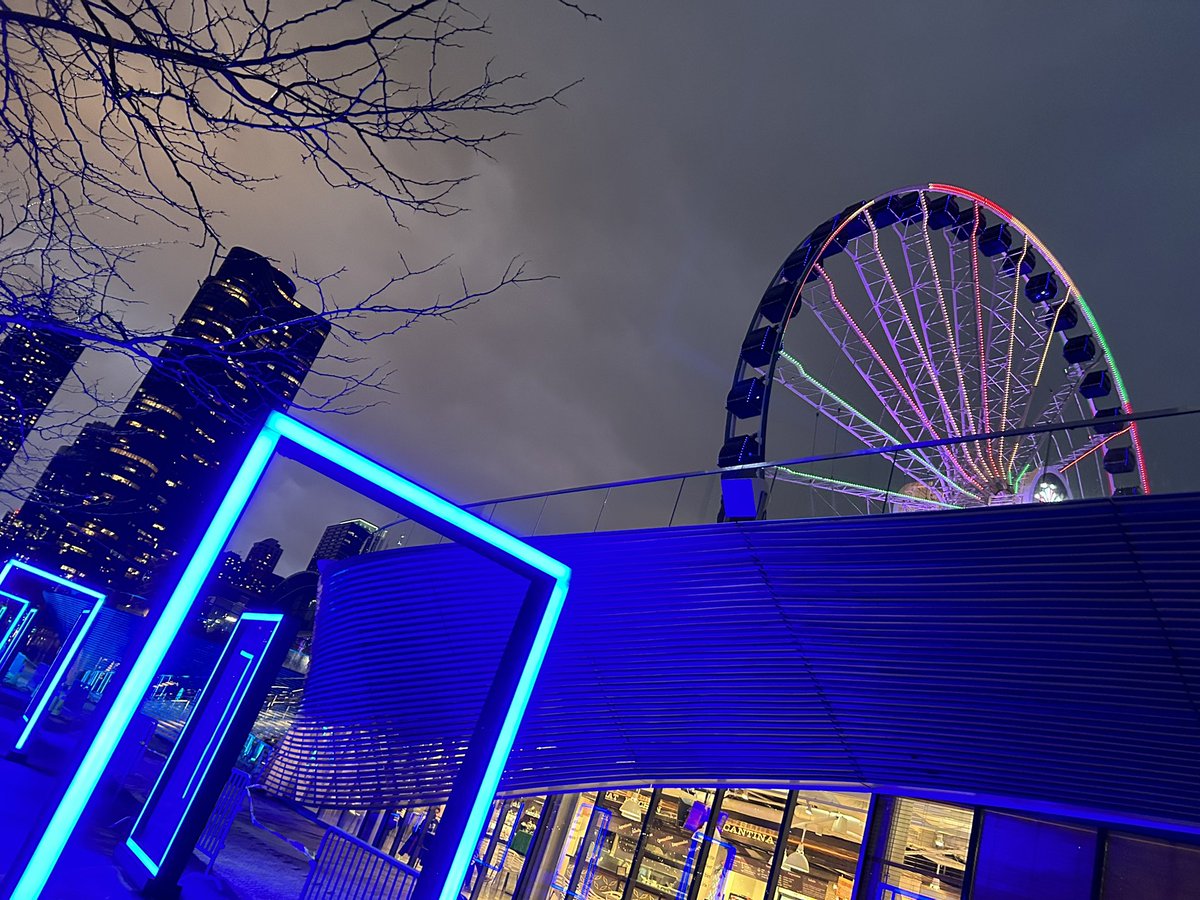 nostalgichm's tweet image. We did it! From wednesday at @NavyPier you can enjoy #SOLSTICE! Its changing lights mingle with those of the #Chicago skyline and the evocative sounds will take you to an unforgettable place. A fascinating artwork by @IregularStudio, made by #JackWorld. #artinstallation