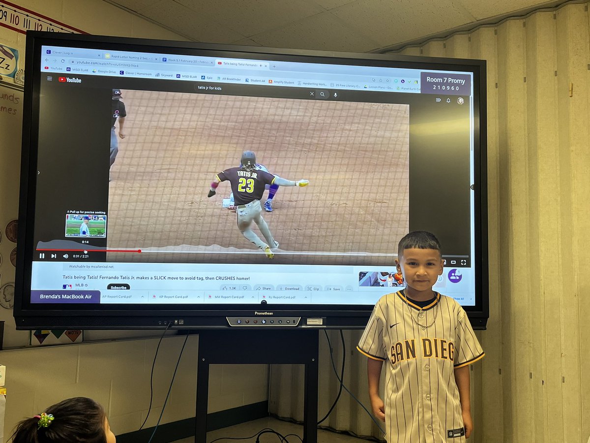 Celebrating Biographies for Texas Public School Week. We learned all about Fernando Tatís Jr, a player for the San Diego Padres .  <a href="/warriors112/">Wilson Elementary</a> <a href="/Padres/">San Diego Padres</a> <a href="/tatis_jr/">Fernando Tatis Jr.</a> #warriortribe112