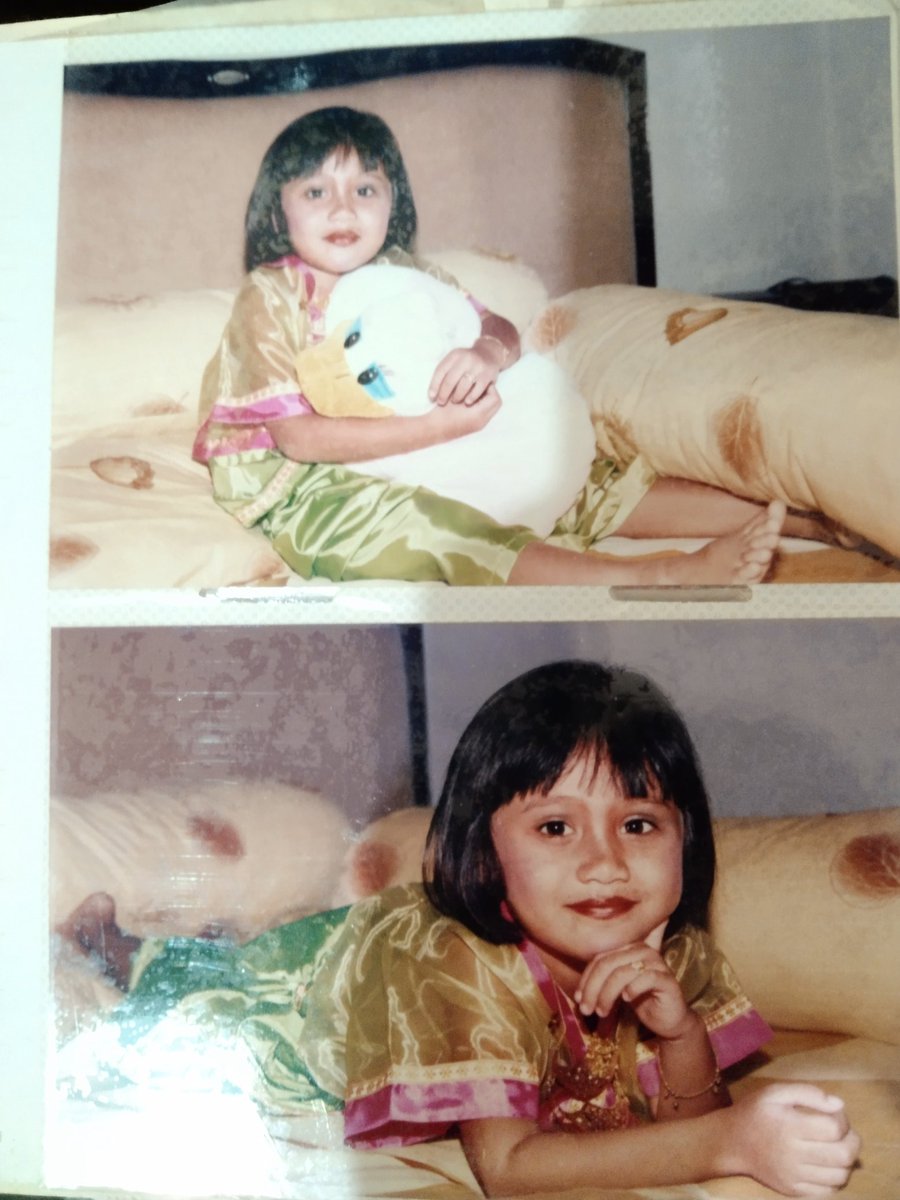 lovepcdia's tweet photo. CW / RL pict

yoi, dari kecil pun mukanya sama terus https://t.co/EMphT0xDyM