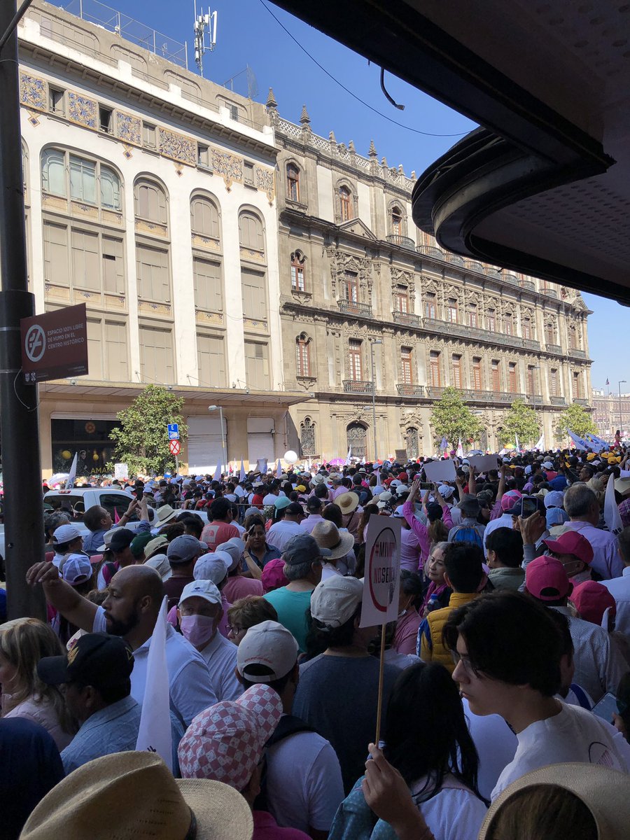 DarkTamiya's tweet photo. #YoSiVoyAlZocalo #elINEnoseToca #MiVotoNoSeToca https://t.co/jzI5lvHiMM