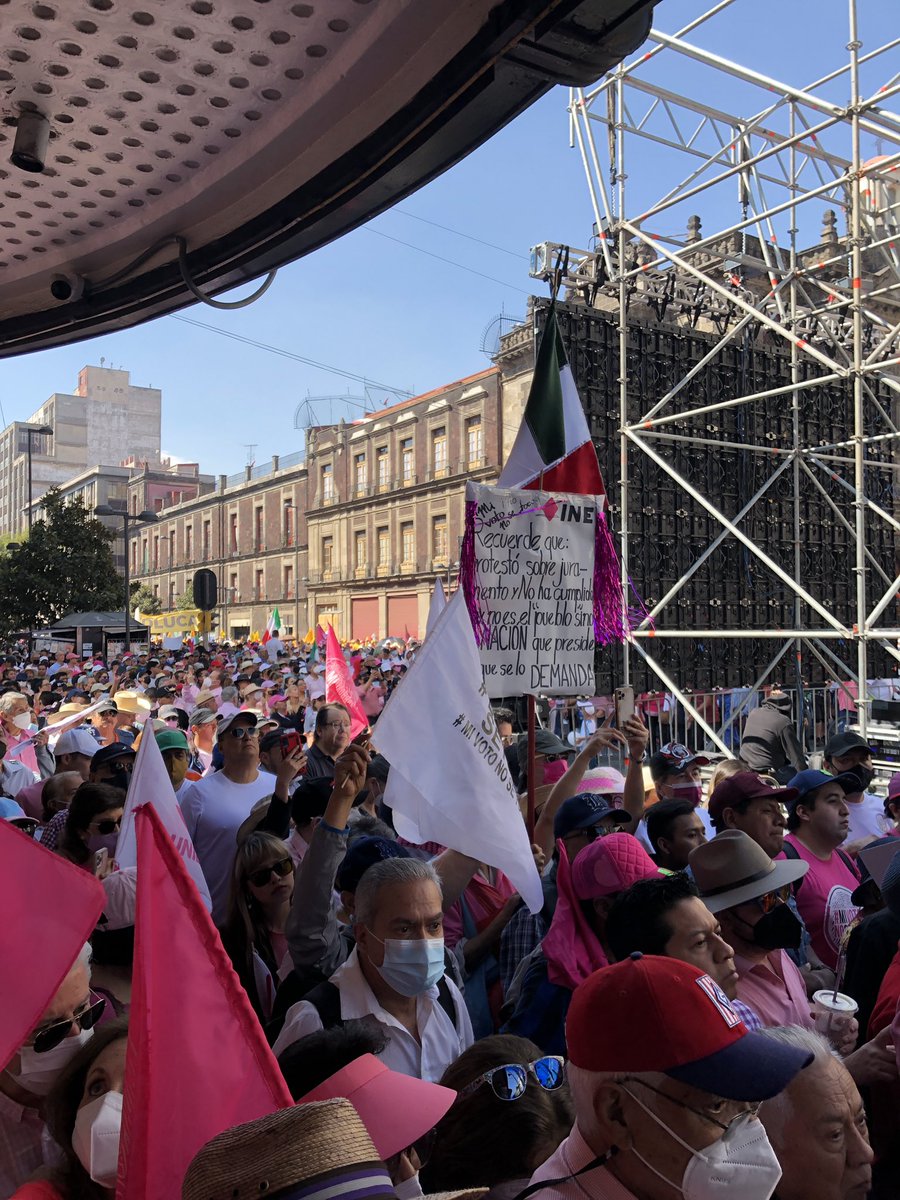 DarkTamiya's tweet photo. #YoSiVoyAlZocalo #elINEnoseToca #MiVotoNoSeToca https://t.co/jzI5lvHiMM