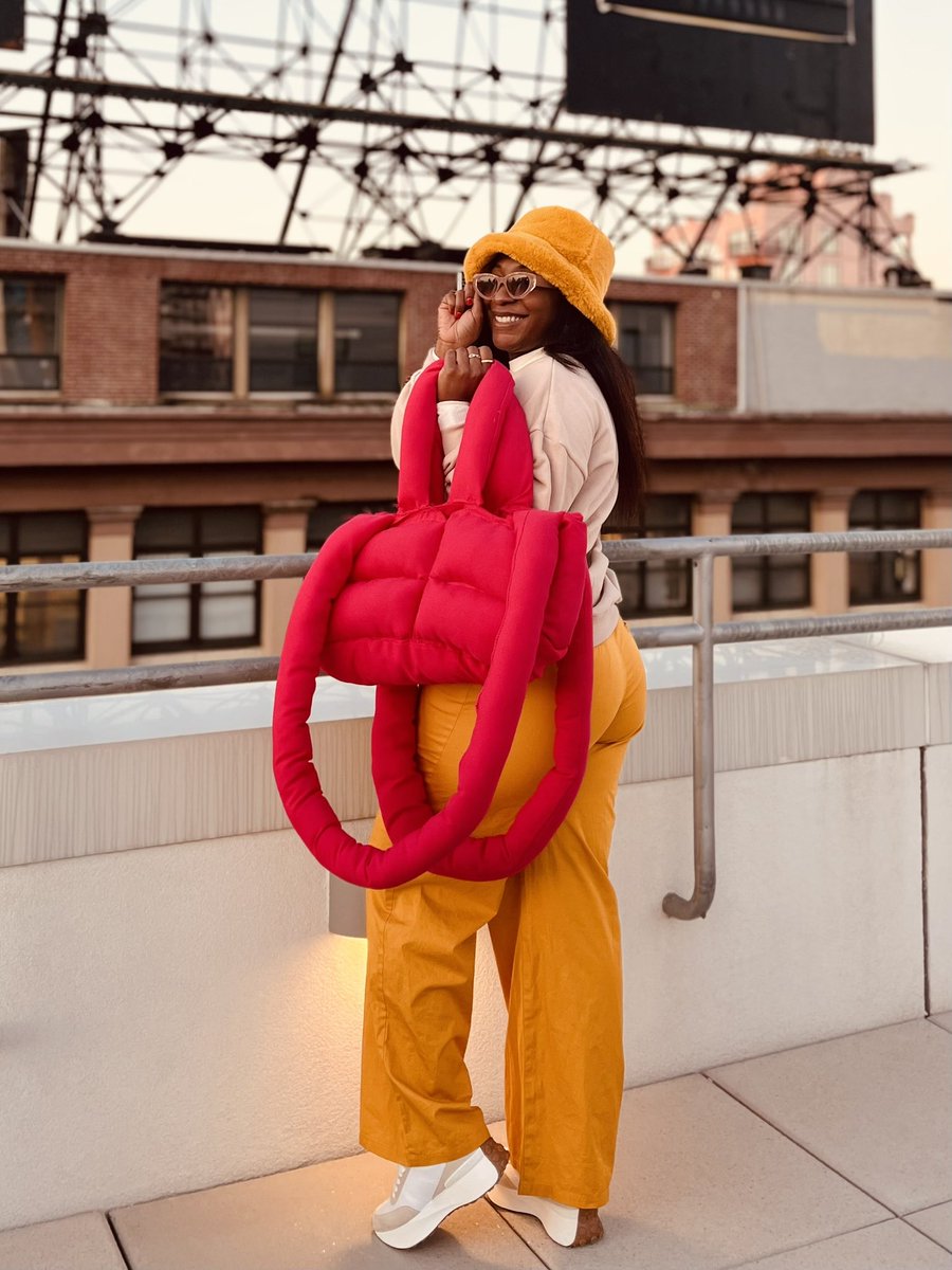 LisaNwoye's tweet photo. Do more of what excites you, engage in the conversations and experiences that inspire you. 💗
Pink puffer Tote bag: 🪡 Custom Made - designed and made by me https://t.co/rVAxVWvPcQ
