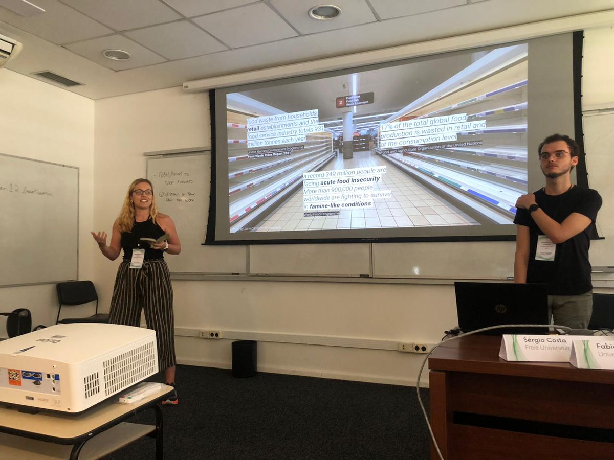 Today my colleagues and I presented our work on #foodwaste interventions in retail in São Paulo and London at the Global Research Academy organized by @FU_Berlin @KingsCollegeLon @usponline. Looking forward to the exciting program of this week on #sustainablecities in São Paulo!