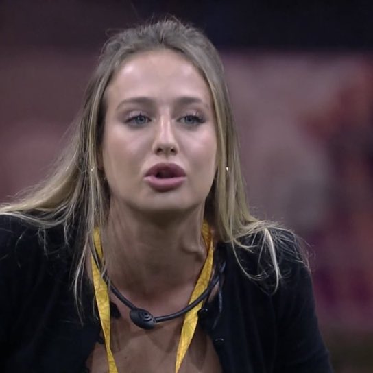 centralreality's tweet photo. Tesão na Bruna falando desse jeito #BBB23 https://t.co/2rINnz26rS