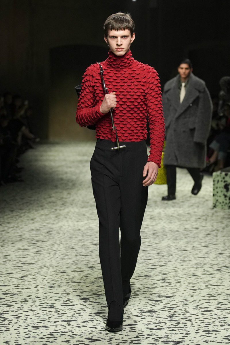 Alxcr's tweet photo. in search of sugar daddy willing to donate me all Bottega Veneta Winter 23.   thanks. https://t.co/ttvcfYrPno