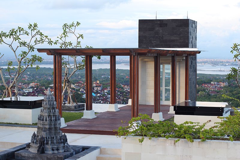manoharahide1's tweet photo. Rooftop vibes are unbeatable. The feeling of being on top of the world with a stunning view is truly unforgettable
#rooftop #views #citylife #fyp #freehold #properti #rumahmewah #investasiproperti #villamewah #perumahanelite #rumahimpian #hunianeksklusif #propertyforsale https://t.co/neW8EvPKXv