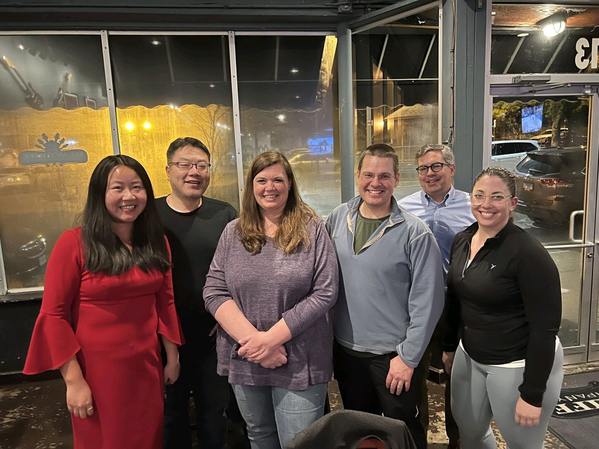 LauraTheLabLea1's tweet photo. Celebrating an extraordinary achievement. ChromoSeq being the first WGS assay to be covered by Medicare, advancing Molecular Diagnostics for AML and MDS patients. https://t.co/fFgA00YVji