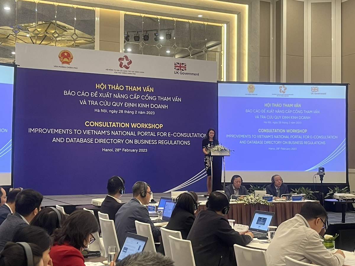 Huyen_DangUK's tweet image. According to the Vietnam Government’s statistics, 13.373 administrative procedures were simplified, saving VND400 bills in 2022 in 
UK is proud to work with the Office of the Government on #regulatoryreform to remove red tapes for #doingbusinesses in Vietnam
