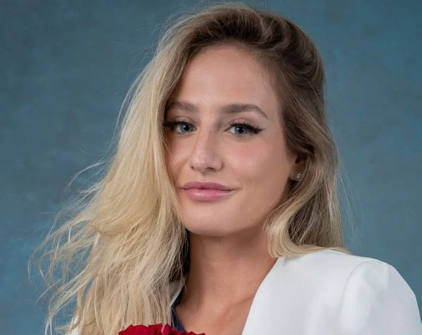 RenanWilbert's tweet photo. Apenas uma delas não foi chamada de agressiva no BBB. Adivinha quem.

#BBB23 https://t.co/9ZJDIoHLJF
