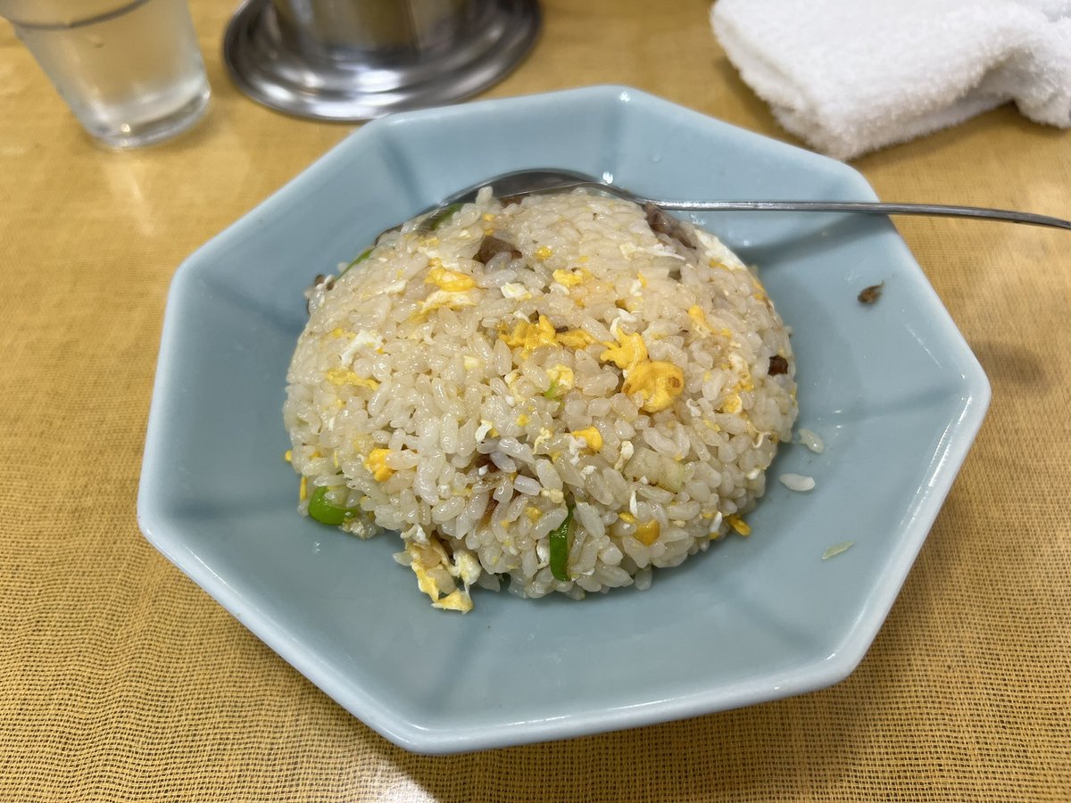 #ラーメン　#つけ麺　#家系ラーメン
#吉村家　#厚木家　#百名店
#うまいヨうゆちゃんラーメン 

激うま厚木家🤤
初のゆうちゃんラーメン☺️
まさにどっ豚骨🐷
ラーメンってなんでこんなにおいしいのでしょう🤤