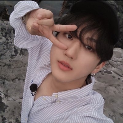 squishychang's tweet photo. #NewProfilePic https://t.co/j4pNX6D7ND