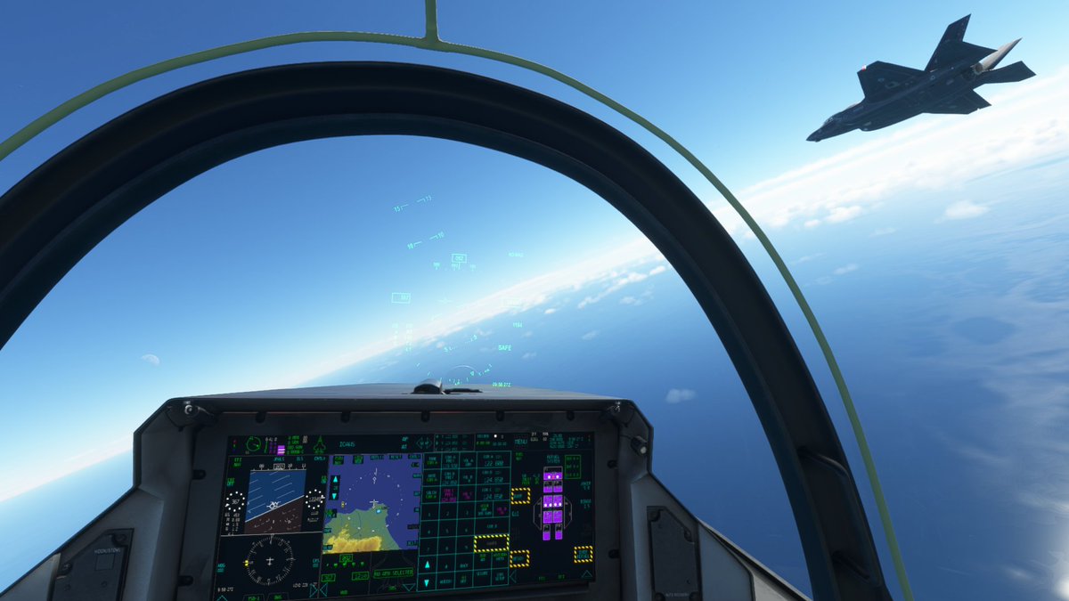 EversSalvo's tweet photo. #LowPass #LICA #LameziaTerme #F35B #ItalianNavy #gaming #IVAO #IvaoItalia #Ivao_experience https://t.co/giqYZj59Pz