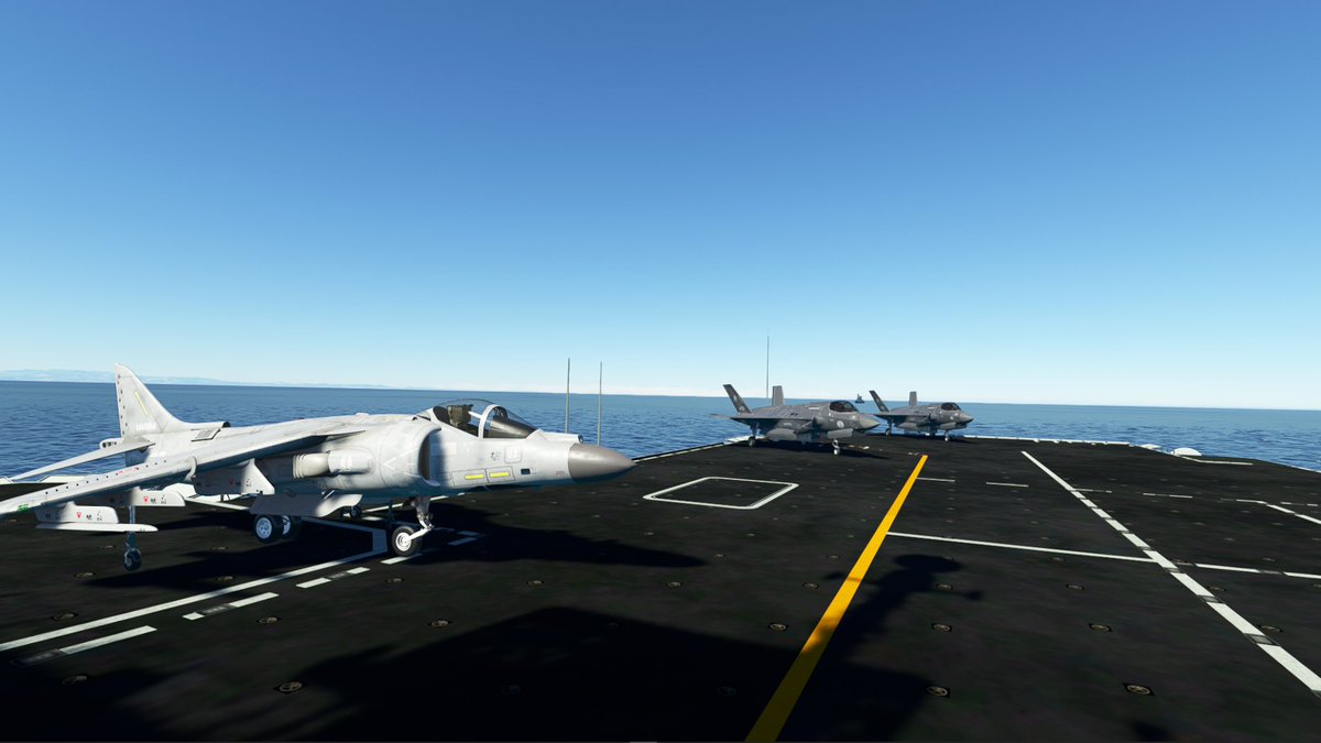 EversSalvo's tweet photo. #LowPass #LICA #LameziaTerme #F35B #ItalianNavy #gaming #IVAO #IvaoItalia #Ivao_experience https://t.co/giqYZj59Pz
