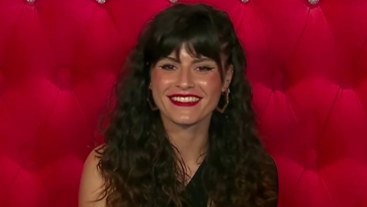 gh_trivia's tweet photo. ¿Quien queres que gane el liderazgo? 

🔁 Rodo, papa de Nacho. 

❤️ Valen, hermana de Marcos. 

#GranHermano 
👉🏻 https://t.co/X6jh26DYBU https://t.co/exfiac7kNd