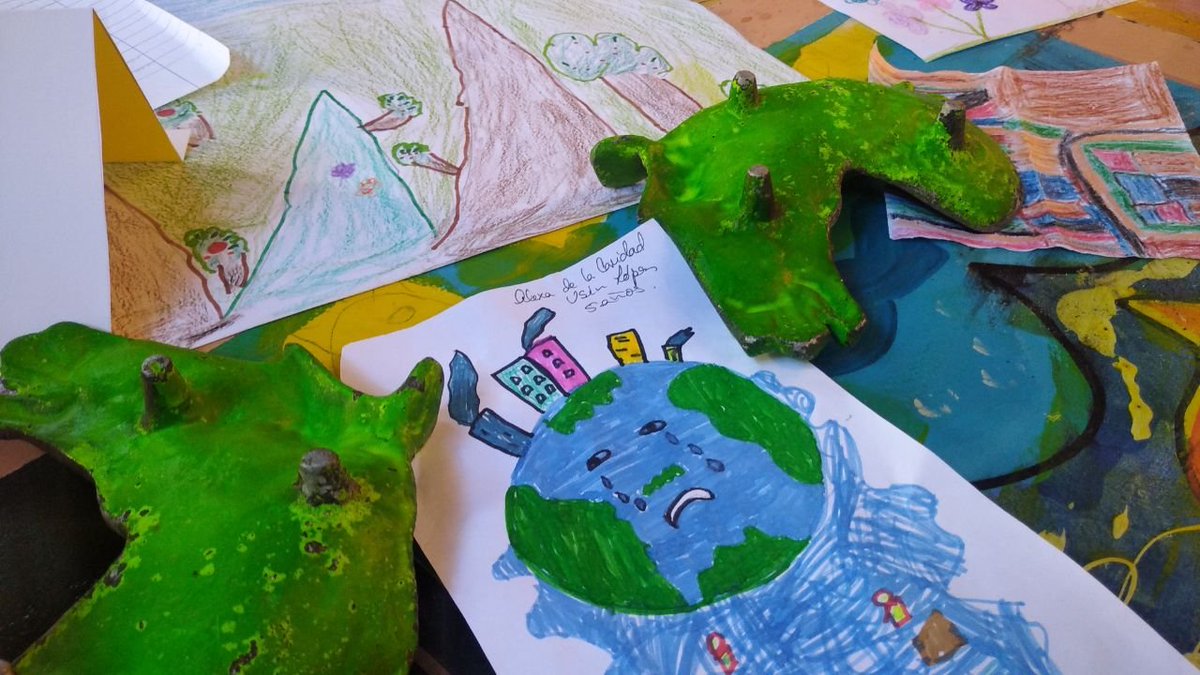 EnernovaSLR's tweet photo. Enernova SLR♻️ y el Proyecto  infantil Paso a Paso dedicamos la jornada a la protección del #MedioAmbiente . Insistimos en la educación ambiental para lograr un #MundoMejor 🌎🤲❤️
#ReciclaConEnernova
#JuntosPorUnMundoSinResiduos
#LosNiñosSonLaEsperanzaDelMundo
#Emprendedores🇨🇺 https://t.co/c9lBxtuxU8