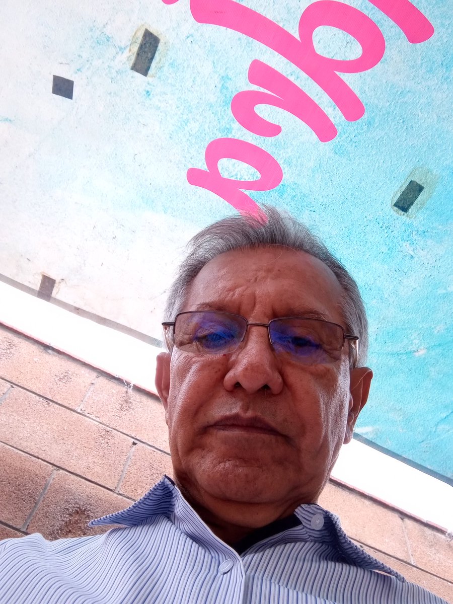 Curso de Locución Comercial y Oratoria información por +584147043423. Inicia el 18 de Marzo 2023