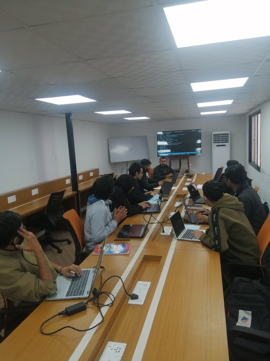 DeerwalkCenter's tweet image. 𝗡𝗲𝘄 𝗖𝗹𝗮𝘀𝘀 𝗦𝘁𝗮𝗿𝘁𝗲𝗱 | 𝗗𝗶𝗽𝗹𝗼𝗺𝗮 𝗶𝗻 𝗣𝘆𝘁𝗵𝗼𝗻 𝗣𝗿𝗼𝗴𝗿𝗮𝗺𝗺𝗶𝗻𝗴

𝗗𝗲𝗲𝗿𝘄𝗮𝗹𝗸 𝗧𝗿𝗮𝗶𝗻𝗶𝗻𝗴 𝗖𝗲𝗻𝘁𝗲𝗿 starts its first Diploma in Python Programming class from today.

#deerwalktrainingcenter #diplomacourse #python #programminginpython