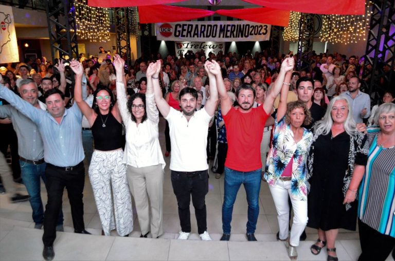 CabreraEstudio's tweet photo. Gerardo, el 5 de marzo serás el candidato a intendente de Trelew.
Te bancamos hasta la peluncha. https://t.co/ePCsoGpFAZ