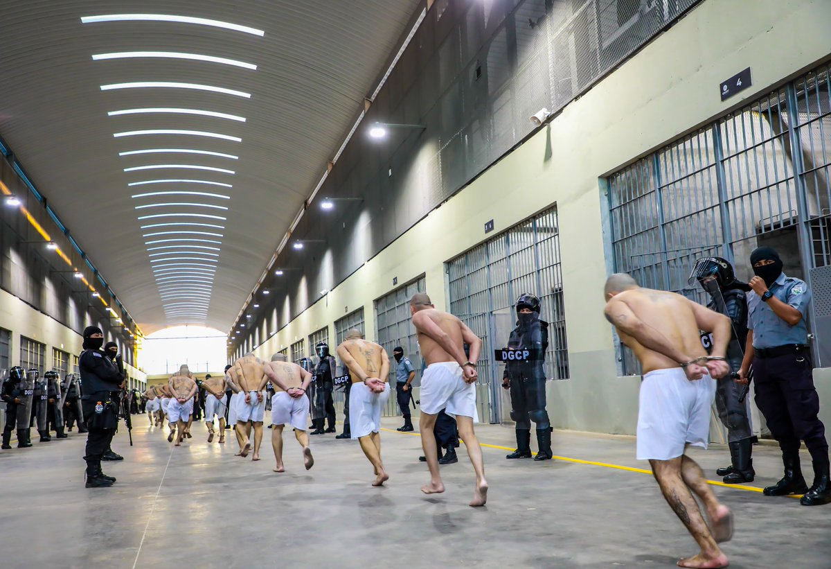 Centro de Confinamiento del Terrorismo tweet media