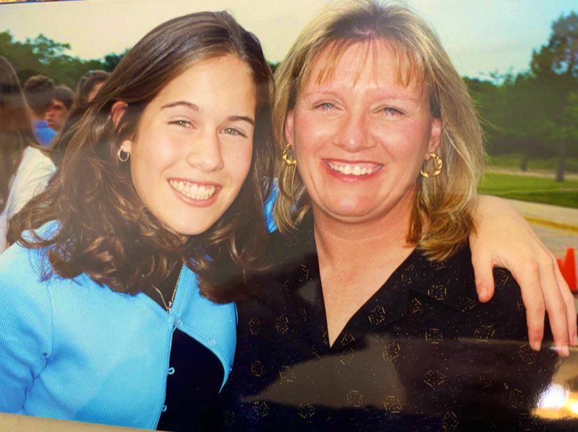 Jane Simmons (@simmonseagles1) on Twitter photo HMS Jane with her favorite middle school teacher <a href="/BobbeKnutz/">bobbe knutz</a> circa 1999. Iâm so thankful for the laughter, love, and legacy of this lady. <a href="/GCISD/">Grapevine-Colleyville ISD</a> HMS Jane with her favorite middle school teacher <a href="/BobbeKnutz/">bobbe knutz</a> circa 1999. Iâm so thankful for the laughter, love, and legacy of this lady. <a href="/GCISD/">Grapevine-Colleyville ISD</a>