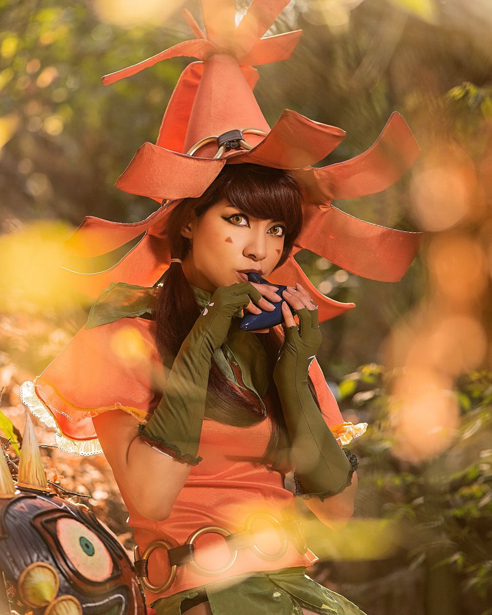 Enrique_Ripper's tweet photo. “¿SABES POR QUE
UTILIZO UNA MASCARA? 
•
•⠀Cosplay: Skull Kid - The Legend of Zelda:
.
•⠀Cosplayer: @SrtaKatz1412 
. 
•⠀CDMX / 2023 ©
#Skullkid 
#Majorasmask 
#ZeldaBreatOfTheWild https://t.co/awQhafbP7p