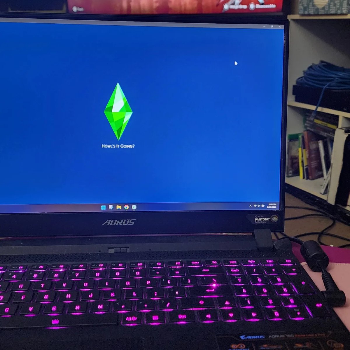 VyolettePlumbob's tweet photo. Fantastic end to this Monday - #spouse, #recuedog, #sims4, #streaminggames, and (finally!) a quiet house (#momlife is noisy!) What are you up to tonight? What are you looking forward to tomorrow? Share your win today! ๐ https://t.co/n61de3qxr2