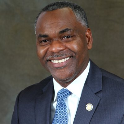 StGabrielMayor's tweet photo. #NewProfilePic https://t.co/W7OSCZKr5C