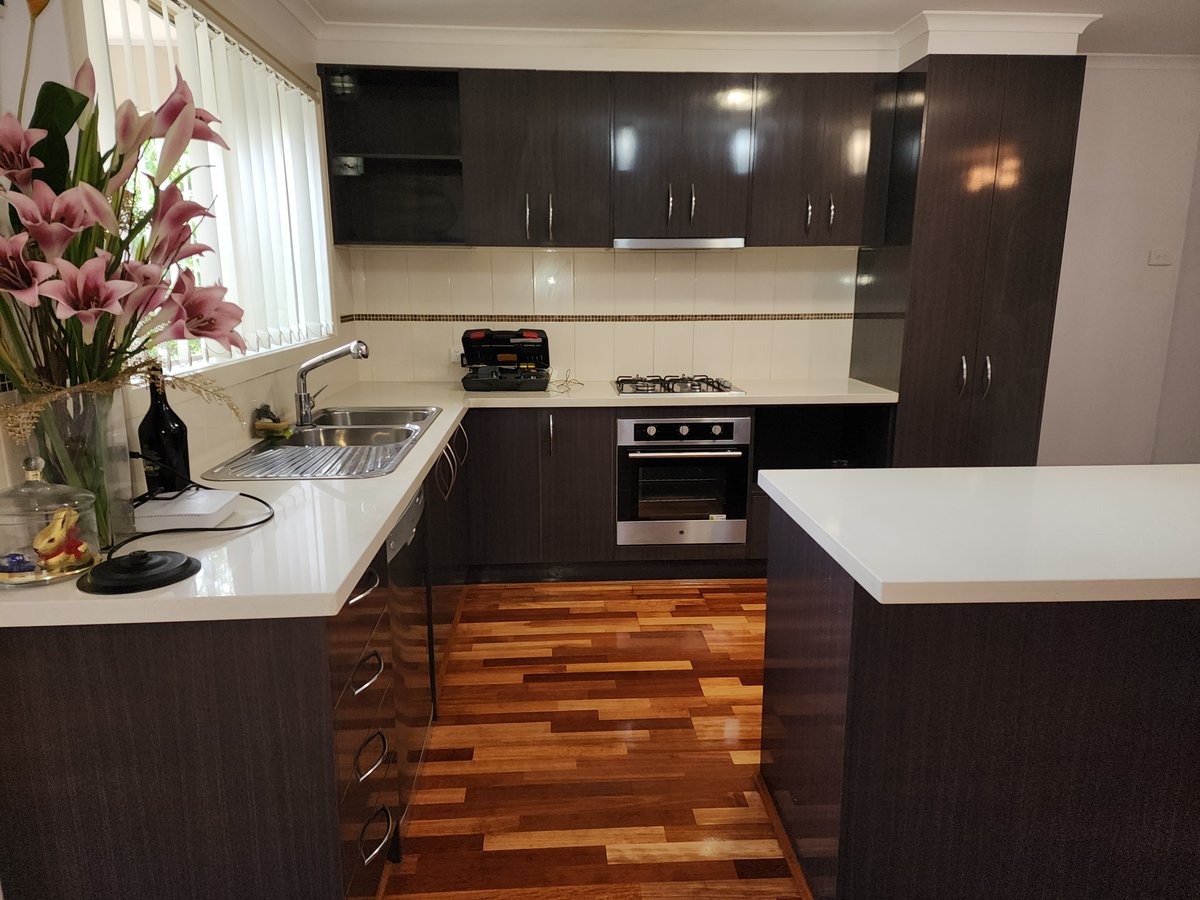 BrightMelbourne's tweet photo. Are you looking for a professional end of lease cleaning service? Bright End of Lease Cleaning Melbourne is here to help. 

https://t.co/XUgkXHYCgT
#endofleasecleaning #endoflease #rentalcleaning  #rentalbondcleaning https://t.co/nFGlIjmk3D