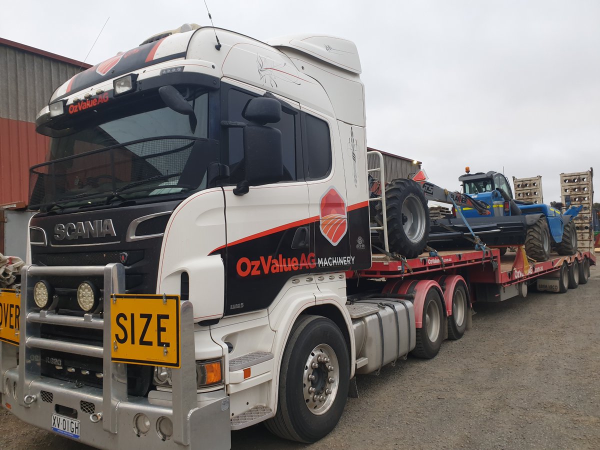 OzAG_Machinery's tweet photo. Big things are moving in the run to the @wimfielddays!
The next few days will see a lot of trucks make the pilgrimage up the highway...
https://t.co/TSmWcK7ybO
#werefarmerstoo #ozvalue #WMFD #fielddays #deliveries #showready #rollers #tillage #containers #spreaders #graders https://t.co/q0HneWDdk4