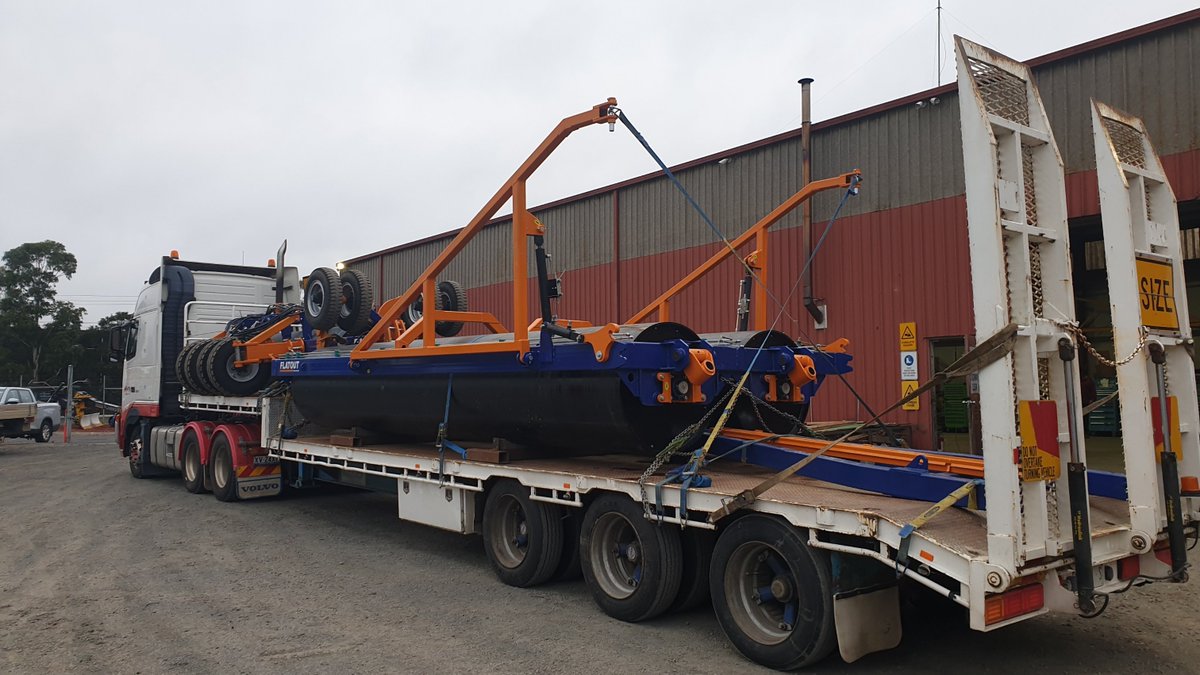 OzAG_Machinery's tweet photo. Big things are moving in the run to the @wimfielddays!
The next few days will see a lot of trucks make the pilgrimage up the highway...
https://t.co/TSmWcK7ybO
#werefarmerstoo #ozvalue #WMFD #fielddays #deliveries #showready #rollers #tillage #containers #spreaders #graders https://t.co/q0HneWDdk4