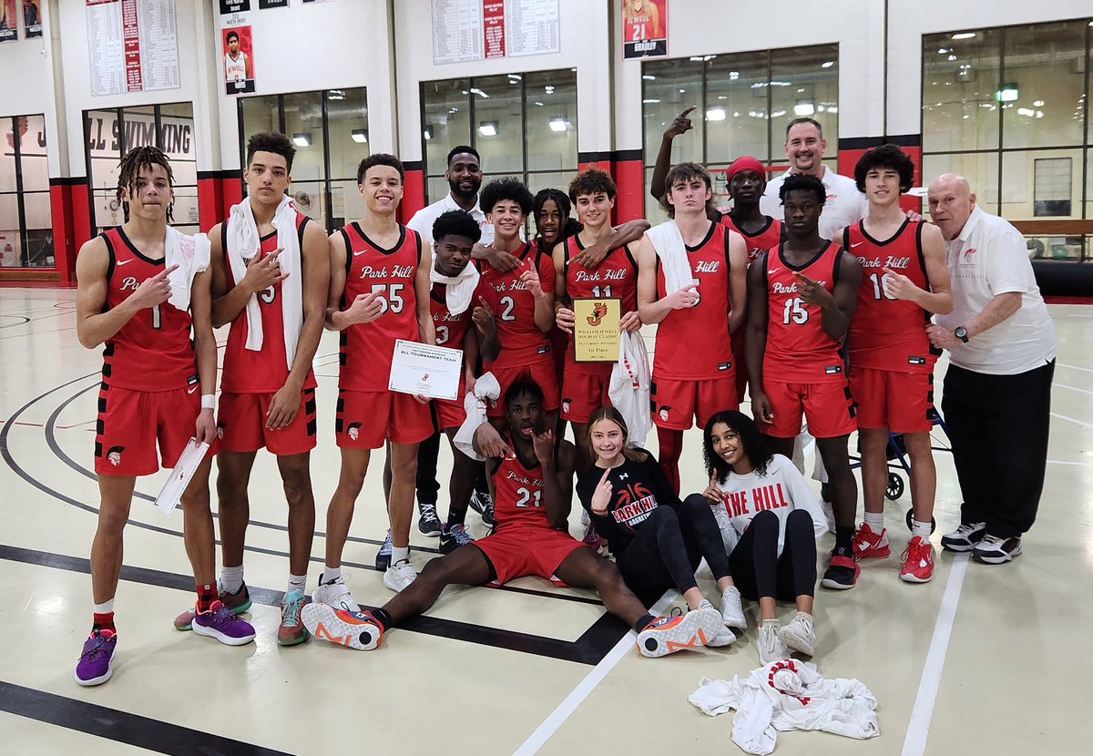 Coach Jones tweet media