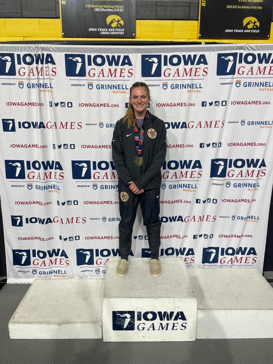 AliciaMarie5's tweet photo. GOLD Medal for @JadeA1017 at Iowa Games in 16-19 Age group for the 800!!🔥🔥🔥
@IAGoldProspects @DMLincolnSoft13 Proud of you!! 🥇🥇🥇🥇 https://t.co/fNI5kmLoga