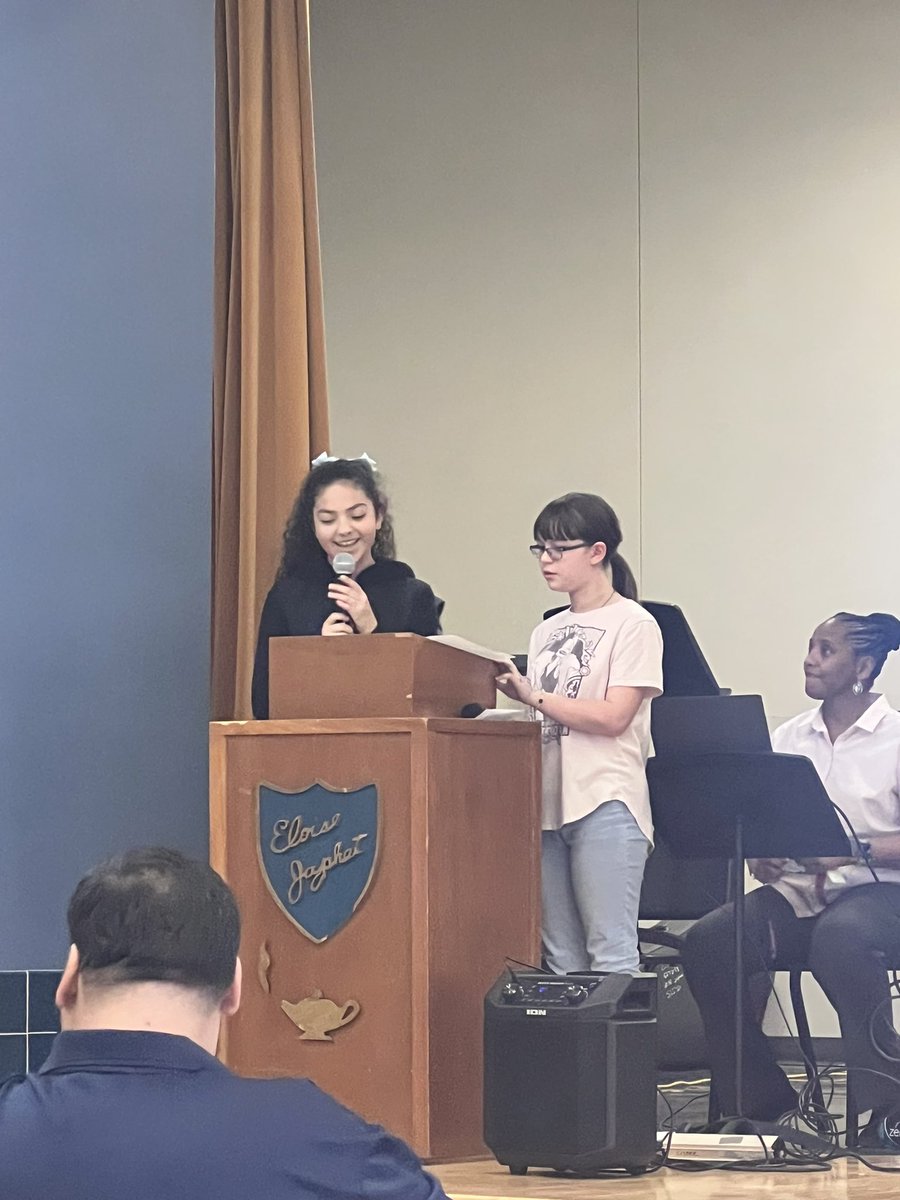 SAISD_AVID's tweet image. Awesome Scholar led presentation at the PTA meeting about the benefits of AVID. Love all the @canva designed projects! 👩🏽‍🎓🧑🏾‍🎓👩🏼‍🎓🧑🏻‍🎓 @SAISD_CI @SAISDBilingual @SAISD_EdTech @AVID4College @AVIDSRO @AVIDExcel #SAISDAVID25