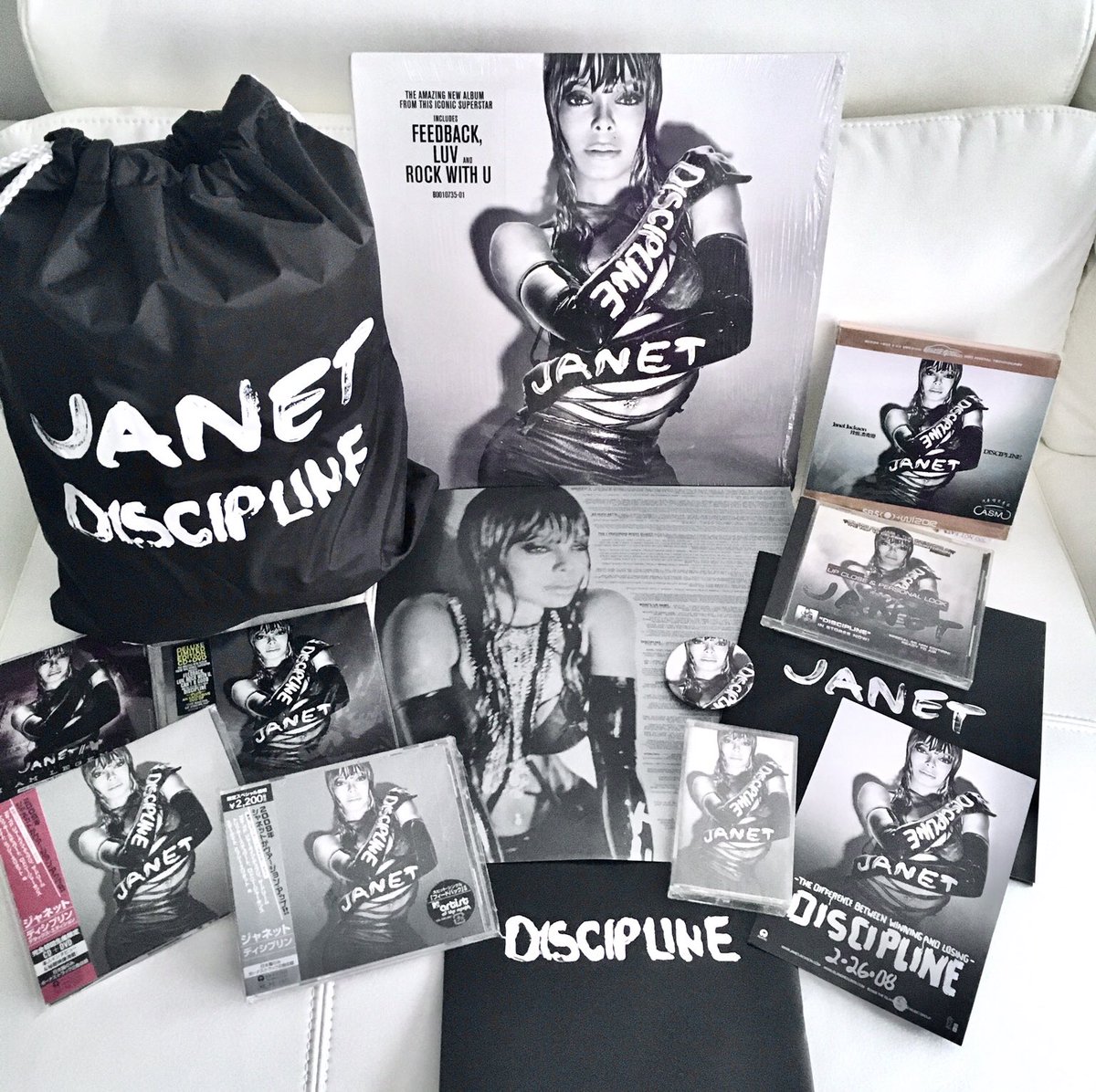 janet1fan's tweet photo. @Dazario @JanetsLife_ Okay I am celebrating @JanetJackson #discipline15 right now ,I don’t want no smoke lol 😝 https://t.co/9phH5YQDJP