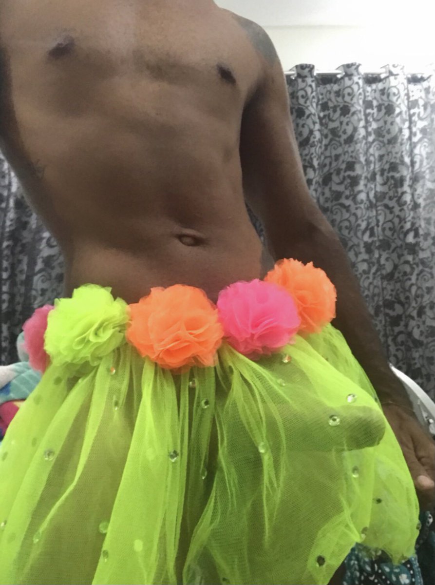 Ron2238's tweet photo. Lembrancinha do carnaval 🔥 😈 https://t.co/jY2k3PdoYX