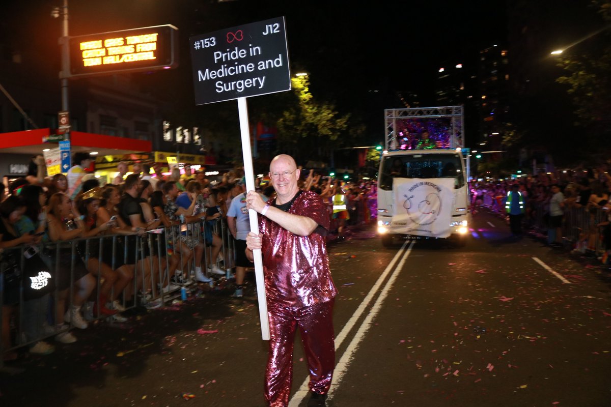 RANZCRcollege's tweet photo. Some great photos taken at the #PrideInMedicine float at Mardi Gras over the weekend. We were thrilled to be part of #SydneyWorldPride 2023!

~ Credit to photographer: Dr George Forgan-Smith, Specialist GP, Melbourne, Australia

#RANZCR https://t.co/K3BhwUi9Ee