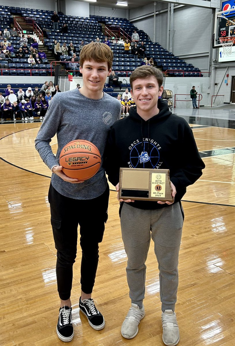 Seniors Coltan and Noah accepting the 4th place trophy from the D12 tournament. 
Knights will go on the the region tournament to play the 1 from D11 Westhope/Newberg next Monday at 6pm. 
#GoKnights ⚔️