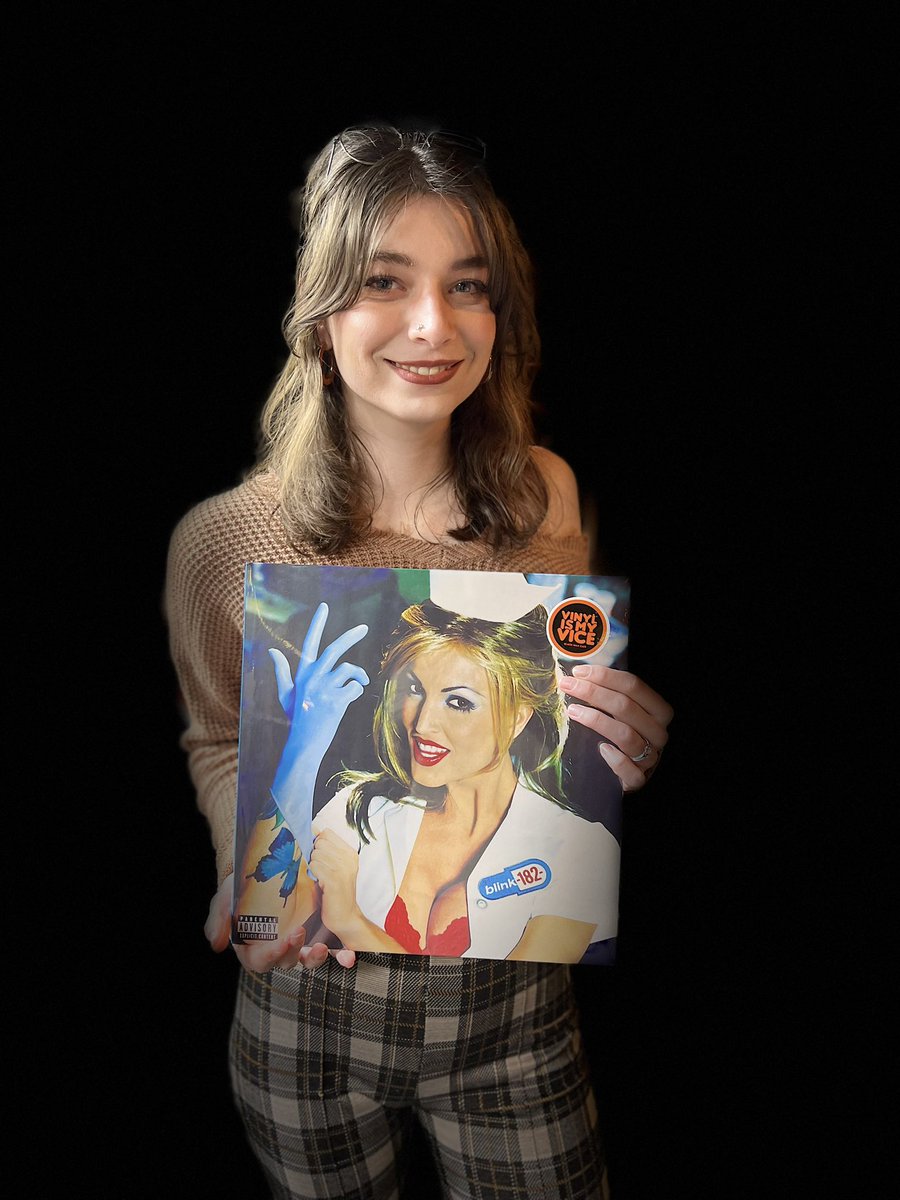 Rachel’s Pick Of The Week!
<a href="/blink182/">blink-182</a> #vinyl #vinyladdict #vinylcollection #vinyljunkie