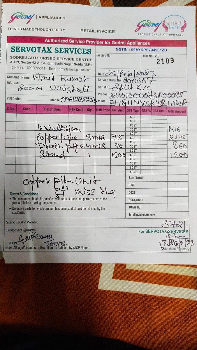 Amit_0884's tweet photo. I incurred on purchase of that missing part which i was supposed to get in the package.
I m attaching Installation Bill where technician has mentioned that, "Copper Pipe was Missing in Package"
@GodrejAppliance @GodrejGroup @FlipkartSellers https://t.co/197Obk57HF
